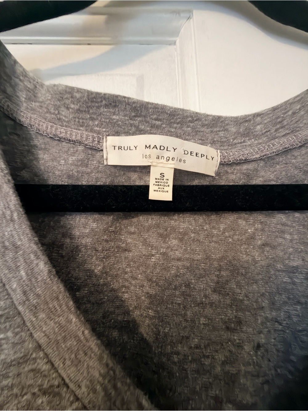 Truly Madly Deeply Heather Gray V-Neck Peplum T-shirt - Picture 3 of 4